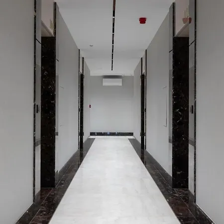 Solaris Nala アパート ダルウォボ